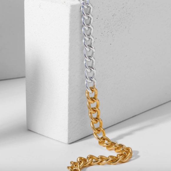 Two-toned Thick Gold Link Chain Choker Necklace - Picture 5 of 8